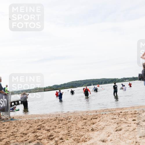 21.06.2026 - Viking Triathlon Michael Strokosch http://msf.ph/oto/9828565 21.06.2026 10:51:45 Schwimmen  meine-sportfotos.de