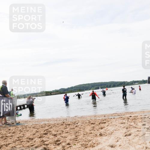 21.06.2026 - Viking Triathlon Michael Strokosch http://msf.ph/oto/9828569 21.06.2026 10:51:47 Schwimmen 642 meine-sportfotos.de
