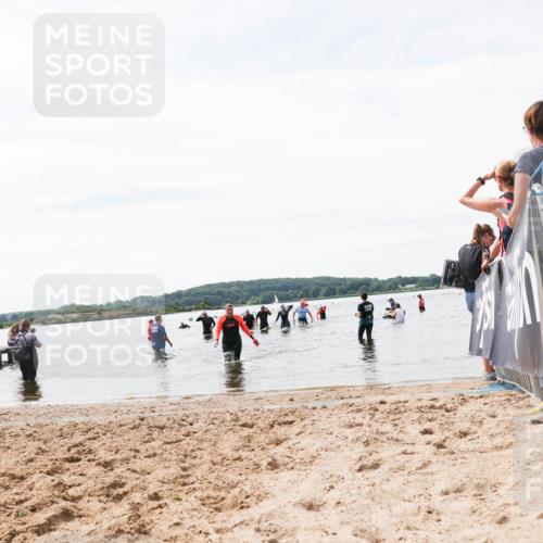 21.06.2026 - Viking Triathlon Michael Strokosch http://msf.ph/oto/9828579 21.06.2026 10:51:50 Schwimmen 642 meine-sportfotos.de