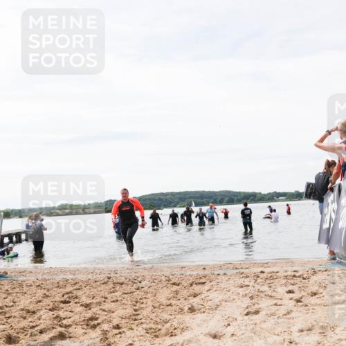 21.06.2026 - Viking Triathlon Michael Strokosch http://msf.ph/oto/9828590 21.06.2026 10:51:54 Schwimmen 642 meine-sportfotos.de