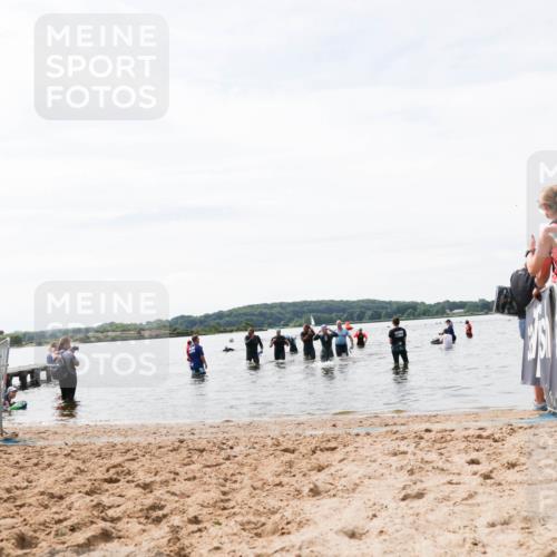 21.06.2026 - Viking Triathlon Michael Strokosch http://msf.ph/oto/9828599 21.06.2026 10:51:57 Schwimmen 642 meine-sportfotos.de