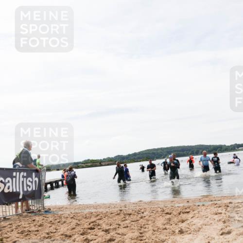 21.06.2026 - Viking Triathlon Michael Strokosch http://msf.ph/oto/9828617 21.06.2026 10:52:03 Schwimmen 174, 252, 362, 512 meine-sportfotos.de