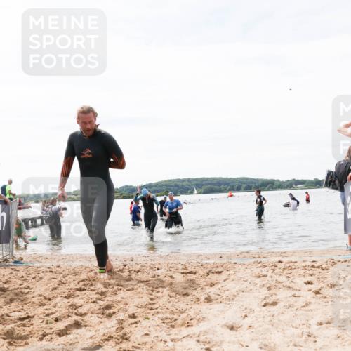 21.06.2026 - Viking Triathlon Michael Strokosch http://msf.ph/oto/9828654 21.06.2026 10:52:15 Schwimmen 40, 174, 252, 272, 491, 512 meine-sportfotos.de