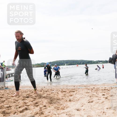 21.06.2026 - Viking Triathlon Michael Strokosch http://msf.ph/oto/9828655 21.06.2026 10:52:15 Schwimmen 40, 174, 252, 272, 491, 512 meine-sportfotos.de