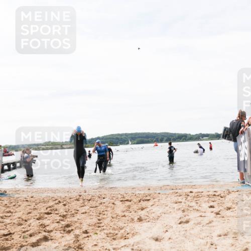 21.06.2026 - Viking Triathlon Michael Strokosch http://msf.ph/oto/9828659 21.06.2026 10:52:17 Schwimmen 40, 174, 222, 252, 272, 491 meine-sportfotos.de