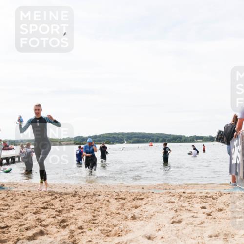 21.06.2026 - Viking Triathlon Michael Strokosch http://msf.ph/oto/9828663 21.06.2026 10:52:18 Schwimmen 40, 174, 222, 272, 491 meine-sportfotos.de