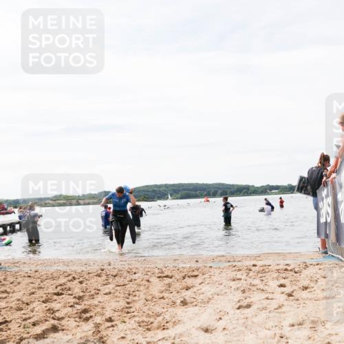 21.06.2026 - Viking Triathlon Michael Strokosch http://msf.ph/oto/9828667 21.06.2026 10:52:19 Schwimmen 40, 222, 272, 491 meine-sportfotos.de