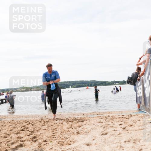21.06.2026 - Viking Triathlon Michael Strokosch http://msf.ph/oto/9828675 21.06.2026 10:52:22 Schwimmen 40, 222, 272 meine-sportfotos.de