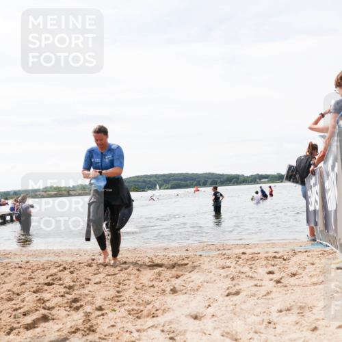 21.06.2026 - Viking Triathlon Michael Strokosch http://msf.ph/oto/9828676 21.06.2026 10:52:22 Schwimmen 40, 222, 272 meine-sportfotos.de