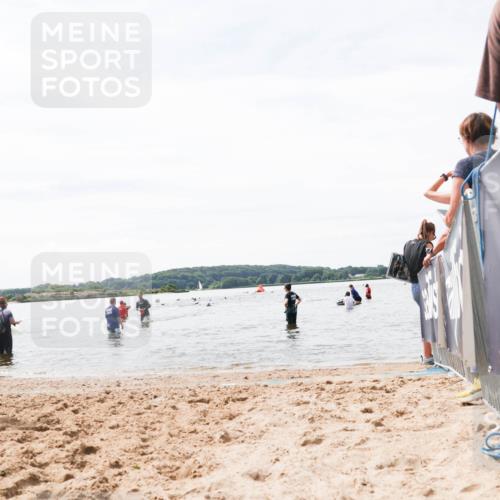 21.06.2026 - Viking Triathlon Michael Strokosch http://msf.ph/oto/9828688 21.06.2026 10:52:26 Schwimmen 40, 222 meine-sportfotos.de