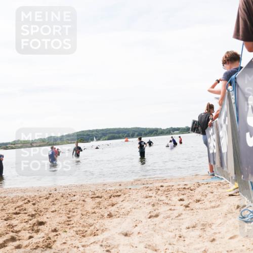 21.06.2026 - Viking Triathlon Michael Strokosch http://msf.ph/oto/9828696 21.06.2026 10:52:29 Schwimmen 222 meine-sportfotos.de