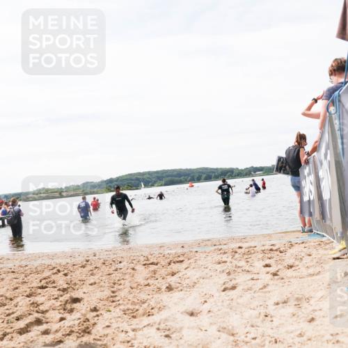 21.06.2026 - Viking Triathlon Michael Strokosch http://msf.ph/oto/9828714 21.06.2026 10:52:35 Schwimmen 624 meine-sportfotos.de