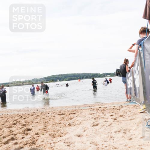 21.06.2026 - Viking Triathlon Michael Strokosch http://msf.ph/oto/9828716 21.06.2026 10:52:36 Schwimmen 624 meine-sportfotos.de