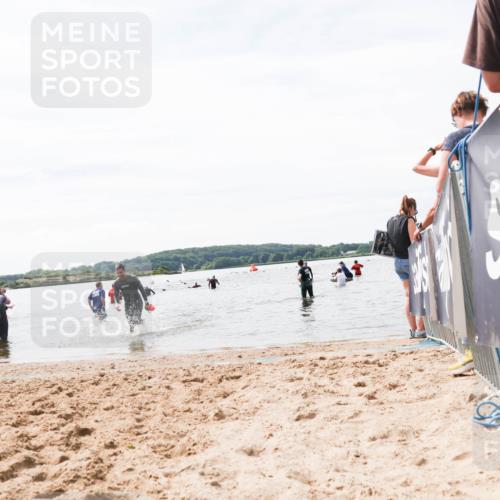 21.06.2026 - Viking Triathlon Michael Strokosch http://msf.ph/oto/9828717 21.06.2026 10:52:36 Schwimmen 624 meine-sportfotos.de