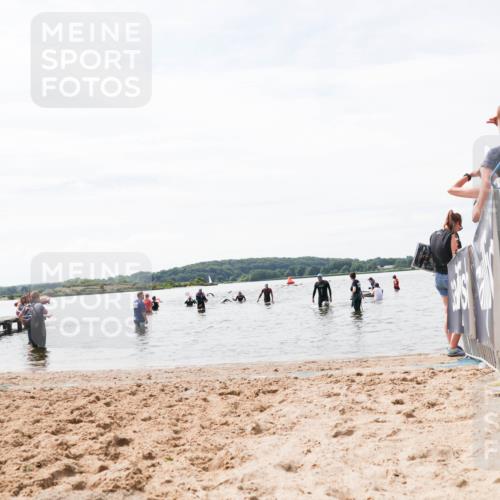 21.06.2026 - Viking Triathlon Michael Strokosch http://msf.ph/oto/9828741 21.06.2026 10:52:45 Schwimmen 624 meine-sportfotos.de