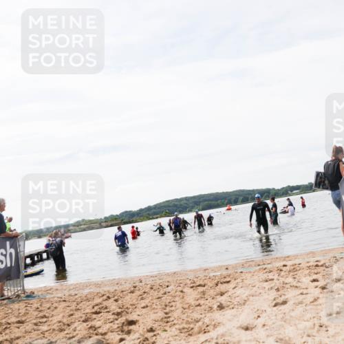 21.06.2026 - Viking Triathlon Michael Strokosch http://msf.ph/oto/9828765 21.06.2026 10:52:53 Schwimmen 385 meine-sportfotos.de