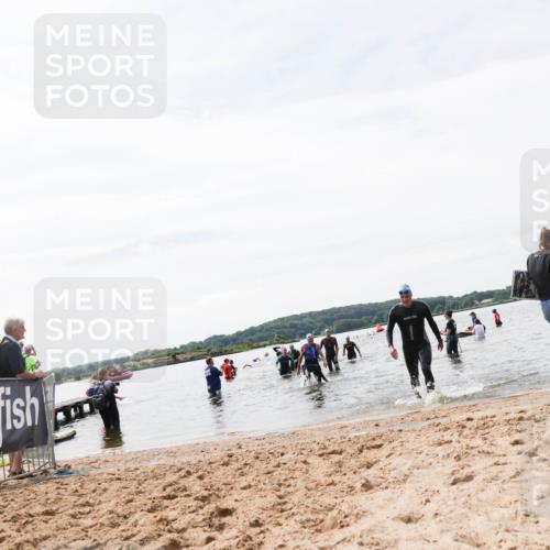 21.06.2026 - Viking Triathlon Michael Strokosch http://msf.ph/oto/9828778 21.06.2026 10:52:57 Schwimmen 385 meine-sportfotos.de