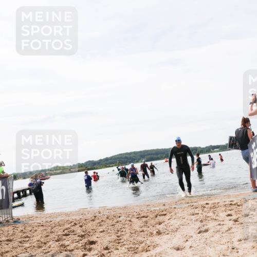 21.06.2026 - Viking Triathlon Michael Strokosch http://msf.ph/oto/9828779 21.06.2026 10:52:58 Schwimmen 385, 532 meine-sportfotos.de