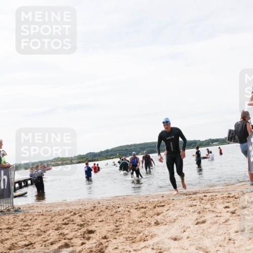 21.06.2026 - Viking Triathlon Michael Strokosch http://msf.ph/oto/9828782 21.06.2026 10:52:59 Schwimmen 385, 532 meine-sportfotos.de