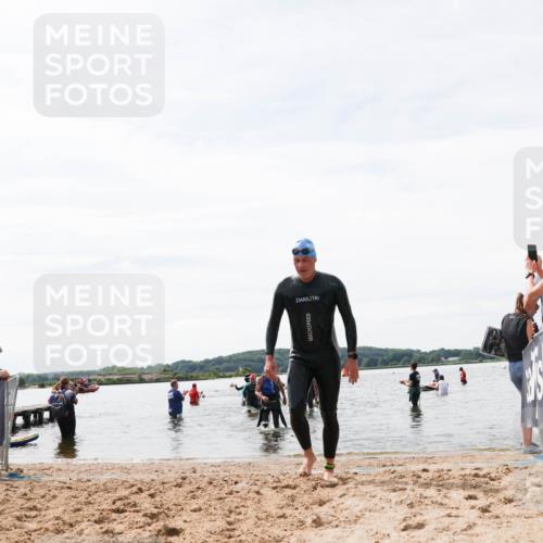 21.06.2026 - Viking Triathlon Michael Strokosch http://msf.ph/oto/9828786 21.06.2026 10:53:00 Schwimmen 385, 532 meine-sportfotos.de