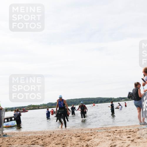 21.06.2026 - Viking Triathlon Michael Strokosch http://msf.ph/oto/9828802 21.06.2026 10:53:05 Schwimmen 133, 385, 433, 532, 661 meine-sportfotos.de