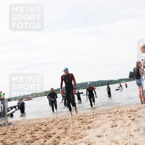21.06.2026 - Viking Triathlon Michael Strokosch http://msf.ph/oto/9828823 21.06.2026 10:53:12 Schwimmen 133, 307, 433, 471, 532, 564, 622, 661 meine-sportfotos.de