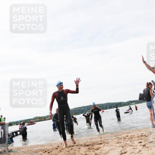 21.06.2026 - Viking Triathlon Michael Strokosch http://msf.ph/oto/9828826 21.06.2026 10:53:13 Schwimmen 133, 307, 433, 471, 532, 564, 622, 661 meine-sportfotos.de