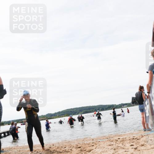 21.06.2026 - Viking Triathlon Michael Strokosch http://msf.ph/oto/9828852 21.06.2026 10:53:22 Schwimmen 92, 307, 471, 564, 622 meine-sportfotos.de