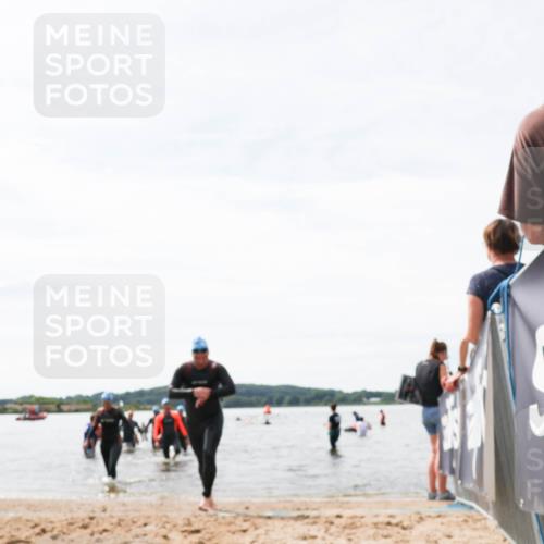 21.06.2026 - Viking Triathlon Michael Strokosch http://msf.ph/oto/9828883 21.06.2026 10:53:32 Schwimmen 59, 92, 283, 375 meine-sportfotos.de