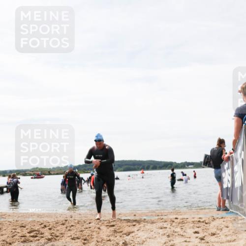 21.06.2026 - Viking Triathlon Michael Strokosch http://msf.ph/oto/9828884 21.06.2026 10:53:33 Schwimmen 59, 92, 283, 375 meine-sportfotos.de