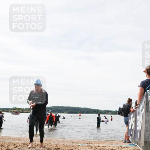 21.06.2026 - Viking Triathlon Michael Strokosch http://msf.ph/oto/9828886 21.06.2026 10:53:33 Schwimmen 59, 92, 283, 375 meine-sportfotos.de