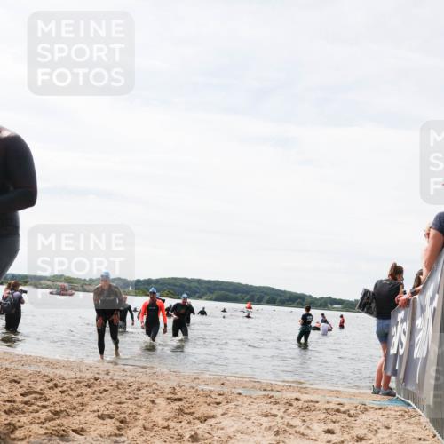 21.06.2026 - Viking Triathlon Michael Strokosch http://msf.ph/oto/9828889 21.06.2026 10:53:34 Schwimmen 59, 92, 283, 375 meine-sportfotos.de