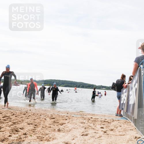 21.06.2026 - Viking Triathlon Michael Strokosch http://msf.ph/oto/9828896 21.06.2026 10:53:37 Schwimmen 59, 92, 182, 283, 365, 375 meine-sportfotos.de