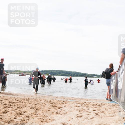 21.06.2026 - Viking Triathlon Michael Strokosch http://msf.ph/oto/9828932 21.06.2026 10:53:49 Schwimmen 97, 182, 365, 538, 607 meine-sportfotos.de