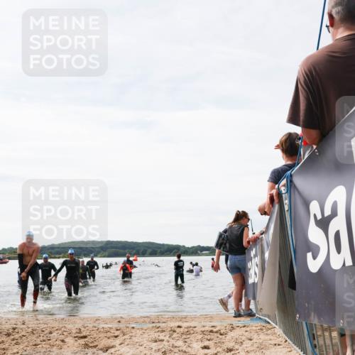 21.06.2026 - Viking Triathlon Michael Strokosch http://msf.ph/oto/9828951 21.06.2026 10:53:55 Schwimmen 97, 203, 257, 515, 538 meine-sportfotos.de