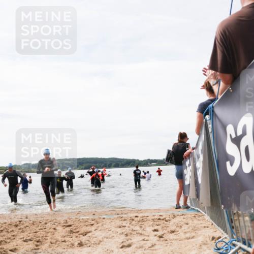 21.06.2026 - Viking Triathlon Michael Strokosch http://msf.ph/oto/9828961 21.06.2026 10:53:58 Schwimmen 97, 203, 257, 390, 515 meine-sportfotos.de