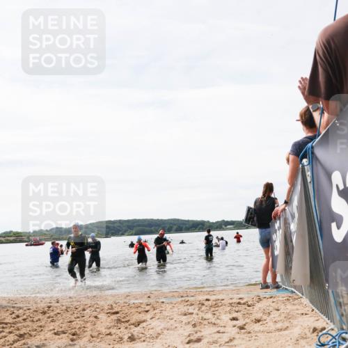 21.06.2026 - Viking Triathlon Michael Strokosch http://msf.ph/oto/9828969 21.06.2026 10:54:01 Schwimmen 61, 97, 190, 203, 257, 390, 515, 631 meine-sportfotos.de