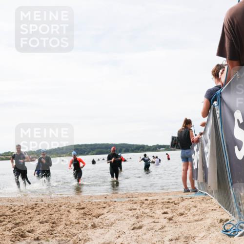 21.06.2026 - Viking Triathlon Michael Strokosch http://msf.ph/oto/9828981 21.06.2026 10:54:05 Schwimmen 61, 190, 203, 257, 390, 515, 631 meine-sportfotos.de