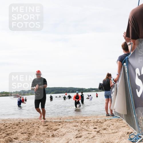 21.06.2026 - Viking Triathlon Michael Strokosch http://msf.ph/oto/9828999 21.06.2026 10:54:11 Schwimmen 61, 190, 237, 390, 631 meine-sportfotos.de