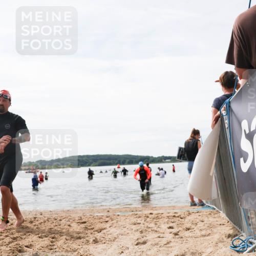 21.06.2026 - Viking Triathlon Michael Strokosch http://msf.ph/oto/9829003 21.06.2026 10:54:12 Schwimmen 61, 190, 237, 390, 631 meine-sportfotos.de