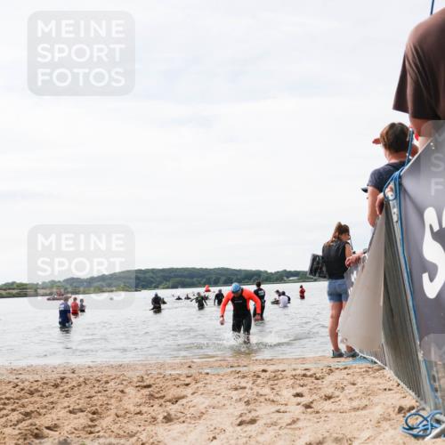 21.06.2026 - Viking Triathlon Michael Strokosch http://msf.ph/oto/9829007 21.06.2026 10:54:14 Schwimmen 61, 190, 237, 631 meine-sportfotos.de