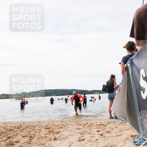21.06.2026 - Viking Triathlon Michael Strokosch http://msf.ph/oto/9829008 21.06.2026 10:54:14 Schwimmen 61, 190, 237, 631 meine-sportfotos.de