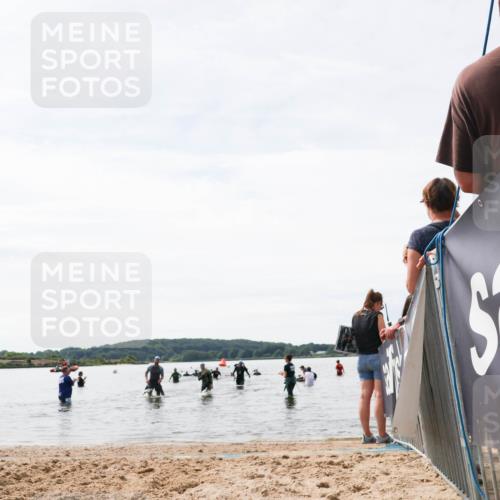 21.06.2026 - Viking Triathlon Michael Strokosch http://msf.ph/oto/9829029 21.06.2026 10:54:21 Schwimmen 237 meine-sportfotos.de