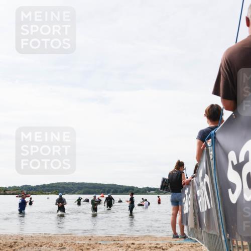 21.06.2026 - Viking Triathlon Michael Strokosch http://msf.ph/oto/9829035 21.06.2026 10:54:23 Schwimmen 557 meine-sportfotos.de