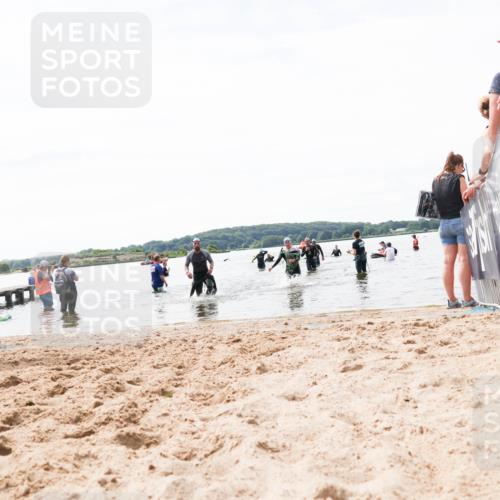 21.06.2026 - Viking Triathlon Michael Strokosch http://msf.ph/oto/9829045 21.06.2026 10:54:26 Schwimmen 427, 557 meine-sportfotos.de