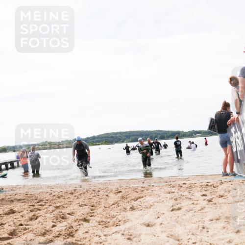21.06.2026 - Viking Triathlon Michael Strokosch http://msf.ph/oto/9829053 21.06.2026 10:54:29 Schwimmen 427, 557 meine-sportfotos.de