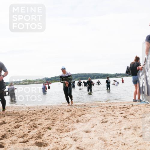 21.06.2026 - Viking Triathlon Michael Strokosch http://msf.ph/oto/9829063 21.06.2026 10:54:32 Schwimmen 413, 427, 557 meine-sportfotos.de