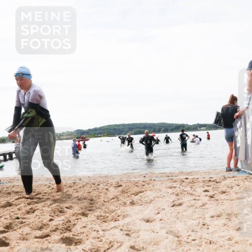21.06.2026 - Viking Triathlon Michael Strokosch http://msf.ph/oto/9829069 21.06.2026 10:54:34 Schwimmen 413, 427, 557 meine-sportfotos.de