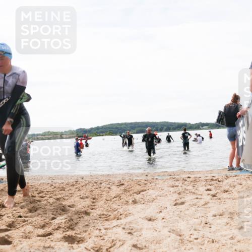 21.06.2026 - Viking Triathlon Michael Strokosch http://msf.ph/oto/9829070 21.06.2026 10:54:35 Schwimmen 413, 427, 557, 613 meine-sportfotos.de