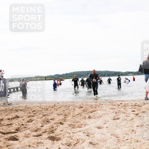 21.06.2026 - Viking Triathlon Michael Strokosch http://msf.ph/oto/9829083 21.06.2026 10:54:39 Schwimmen 413, 427, 504, 613 meine-sportfotos.de